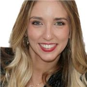 Profesora titulada en Psicología y en Ciencia y Tecnología de los alimentos. Disponible para dar clase de forma online.